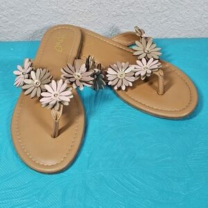 Y-Not Flossy Flip-Flops Floral Toe Sandals Big Girl size 3.5